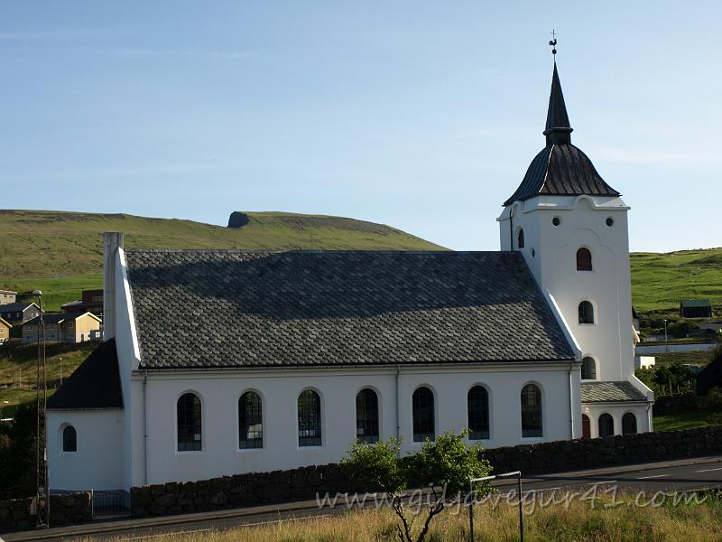 EJ175974.JPG - Miðvágskirkja