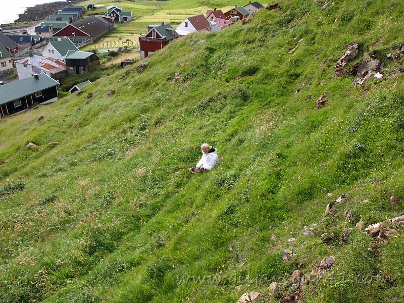EJ145716.JPG - Vivi áveg niðan á Kirkjuvatn, her var hon áhaldsin og gleið í einum seyðalort frá einum góðum veðri úr Fámjin