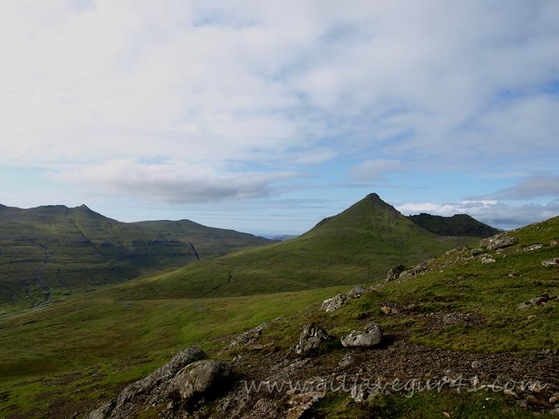 EJ226162.JPG - Malinstindur, Stóraleitisbotnur og Breiðistíggjur